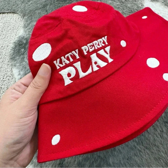 Katy Perry Play Bucket Hat - Picture 12 of 14
